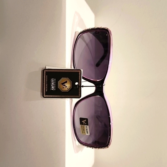 VG RHINESTONE SUNGLASSES - Picture 2 of 9